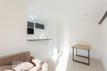 Sala de apartamento para alugar com 2 quartos, 48m² em Jacarepaguá, Rio de Janeiro