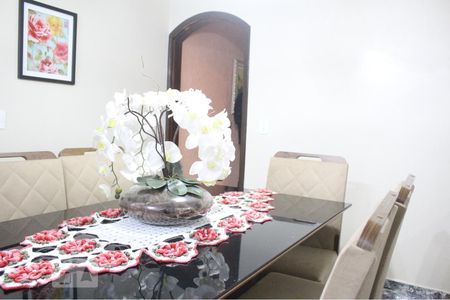 Casa à venda com 182m², 3 quartos e 2 vagasCozinha