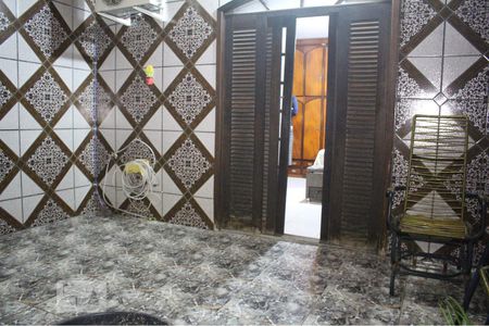 Casa à venda com 182m², 3 quartos e 2 vagasSacada