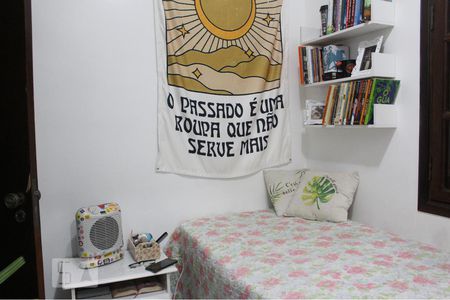 Casa à venda com 182m², 3 quartos e 2 vagasQuarto