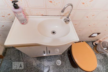 Detalhe banheiro de casa à venda com 3 quartos, 116m² em Jardim Três Marias, São Paulo