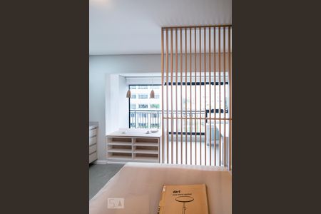 Sala/ Cozinha de kitnet/studio para alugar com 1 quarto, 29m² em Campo Belo, São Paulo