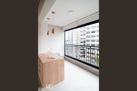 Varanda de kitnet/studio para alugar com 1 quarto, 29m² em Campo Belo, São Paulo