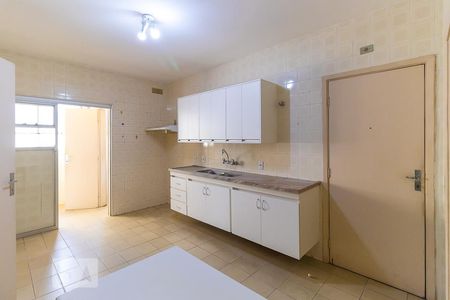 Apartamento à venda com 180m², 3 quartos e 3 vagas Apartamento à venda com 180m², 3 quartos e 3 vagasCozinha