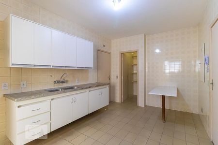 Apartamento à venda com 180m², 3 quartos e 3 vagas Apartamento à venda com 180m², 3 quartos e 3 vagasCozinha