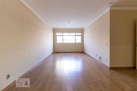 Apartamento à venda com 180m², 3 quartos e 3 vagas Apartamento à venda com 180m², 3 quartos e 3 vagasSala