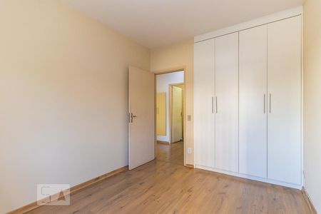 Apartamento à venda com 180m², 3 quartos e 3 vagas Apartamento à venda com 180m², 3 quartos e 3 vagasQuarto 3