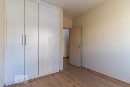 Apartamento à venda com 180m², 3 quartos e 3 vagas Apartamento à venda com 180m², 3 quartos e 3 vagasQuarto 2