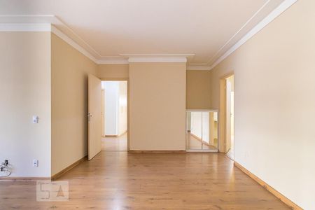 Apartamento à venda com 180m², 3 quartos e 3 vagas Apartamento à venda com 180m², 3 quartos e 3 vagasSala