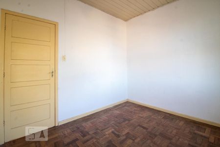 Quarto 2 de apartamento para alugar com 2 quartos, 55m² em Passo da Areia, Porto Alegre