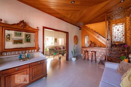 Sala de casa à venda com 5 quartos, 290m² em Floresta, Belo Horizonte