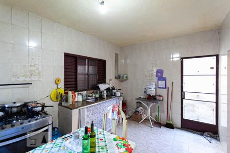 Casa à venda com 400m², 3 quartos e 2 vagasCozinha