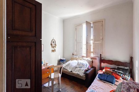 Quarto 2 de casa à venda com 3 quartos, 400m² em Sagrada Família, Belo Horizonte