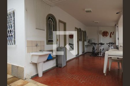 Casa à venda com 300m², 4 quartos e 3 vagas