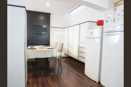 Casa à venda com 300m², 4 quartos e 3 vagas