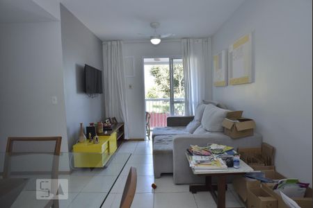 Sala de apartamento à venda com 2 quartos, 60m² em Pechincha, Rio de Janeiro