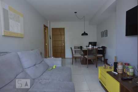 Sala de apartamento à venda com 2 quartos, 60m² em Pechincha, Rio de Janeiro