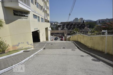Apartamento à venda com 60m², 2 quartos e 1 vagaFachada