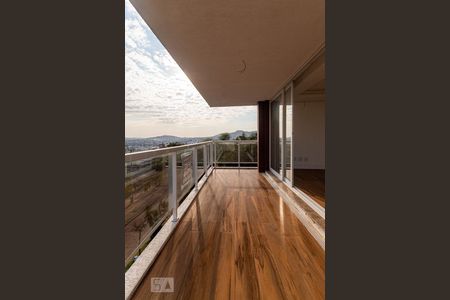 Sacada da Sala de Estar de apartamento à venda com 3 quartos, 144m² em Tristeza, Porto Alegre