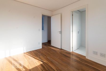 Apartamento à venda com 144m², 3 quartos e 3 vagasSuíte 1