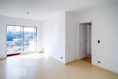 Sala de Apartamento com 3 quartos, 82m² Jardim Marajoara 