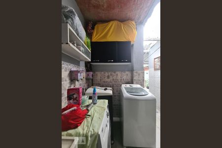 Casa à venda com 179m², 2 quartos e 1 vagaÁrea de Serviço