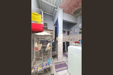 Casa à venda com 179m², 2 quartos e 1 vagaÁrea de Serviço