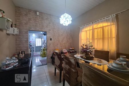 Sala de casa à venda com 2 quartos, 179m² em Pilares, Rio de Janeiro