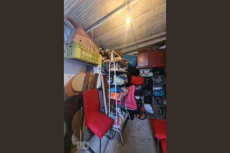 Casa à venda com 179m², 2 quartos e 1 vagaQuarto de Serviço