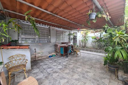 Casa à venda com 179m², 2 quartos e 1 vagavaranda