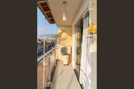 Casa à venda com 260m², 3 quartos e 4 vagasVaranda quarto 3 suíte