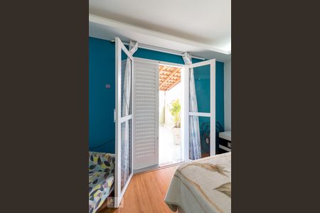 Casa à venda com 260m², 3 quartos e 4 vagasVaranda quarto 2