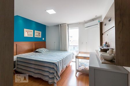 Casa à venda com 260m², 3 quartos e 4 vagasQuarto 3 suíte