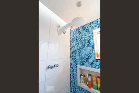 Casa à venda com 260m², 3 quartos e 4 vagasBanheiro quarto 3 suíte - chuveiro