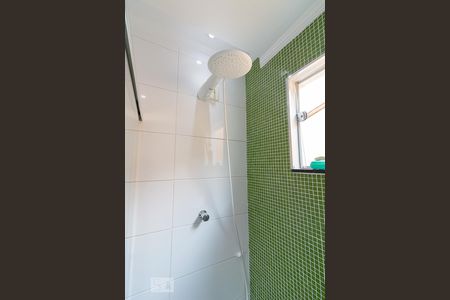 Casa à venda com 260m², 3 quartos e 4 vagasBanheiro social - chuveiro