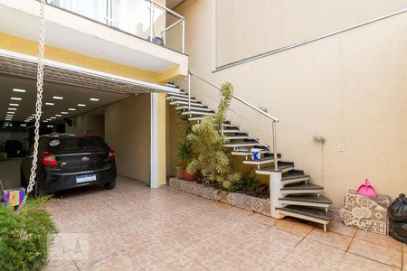 Casa à venda com 260m², 3 quartos e 4 vagasGaragem e quintal