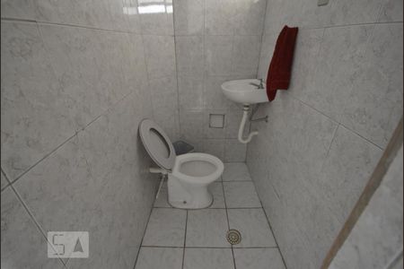 Casa à venda com 100m², 2 quartos e sem vaga Casa à venda com 100m², 2 quartos e sem vagaLavabo