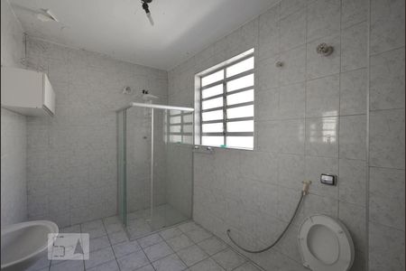 Casa à venda com 100m², 2 quartos e sem vaga Casa à venda com 100m², 2 quartos e sem vagaBanheiro