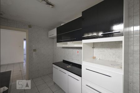 Casa à venda com 100m², 2 quartos e sem vaga Casa à venda com 100m², 2 quartos e sem vagaCozinha