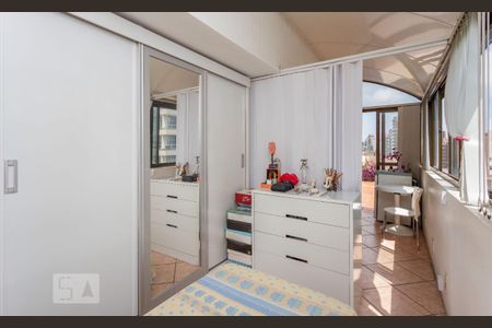 Apartamento para alugar com 140m², 2 quartos e 2 vagas Apartamento para alugar com 140m², 2 quartos e 2 vagasQuarto