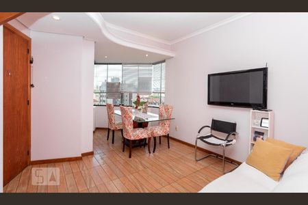 Sala de jantar de apartamento à venda com 2 quartos, 140m² em Petrópolis, Porto Alegre