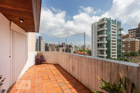Apartamento para alugar com 140m², 2 quartos e 2 vagas Apartamento para alugar com 140m², 2 quartos e 2 vagasVaranda