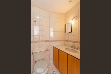 Apartamento para alugar com 140m², 2 quartos e 2 vagas Apartamento para alugar com 140m², 2 quartos e 2 vagasBanheiro