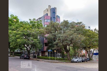 Apartamento para alugar com 140m², 2 quartos e 2 vagas Apartamento para alugar com 140m², 2 quartos e 2 vagasFachada