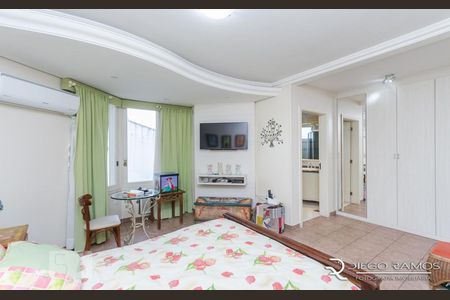 Quarto de casa de condomínio à venda com 4 quartos, 251m² em Boa Vista, Porto Alegre