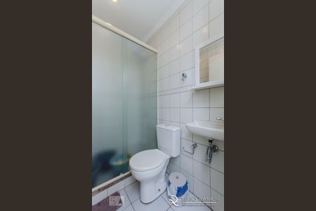 Banheiro de casa de condomínio à venda com 4 quartos, 251m² em Boa Vista, Porto Alegre