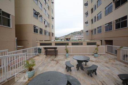 Apartamento à venda com 65m², 2 quartos e 1 vagaÁrea comum - Piscina