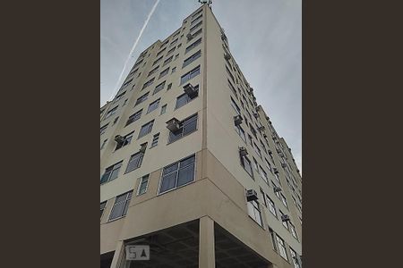 Apartamento à venda com 65m², 2 quartos e 1 vagaÁrea comum - Piscina