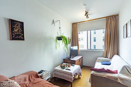 Sala de apartamento à venda com 2 quartos, 67m² em Vila Olímpia, São Paulo