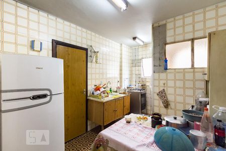 Apartamento à venda com 67m², 2 quartos e sem vagaCozinha
